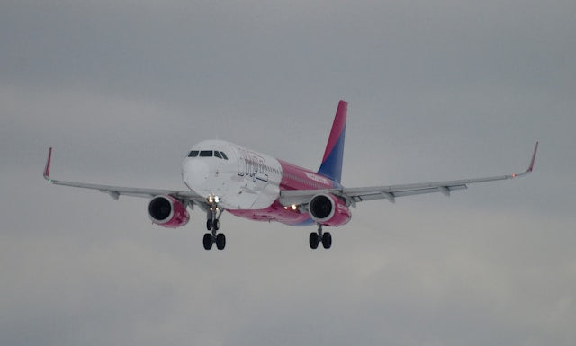 WizzAir: Ghid Complet Despre Zboruri, Oferte și Recomandări de Călătorie